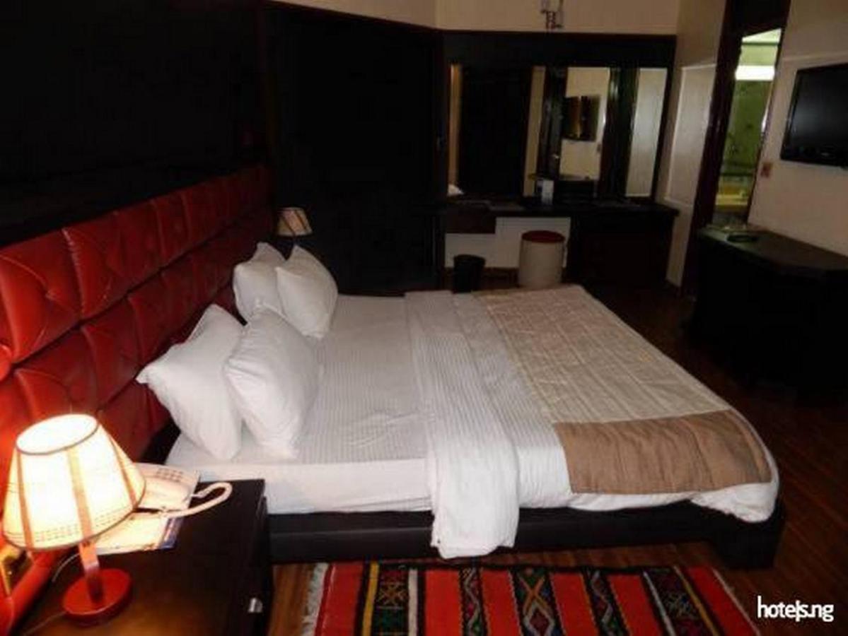 Room In Lodge - Hotel Presidential Port Harcourt Eksteriør bilde